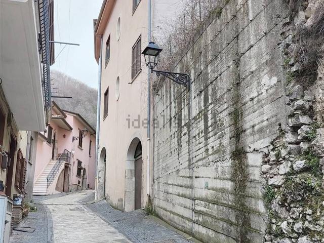Appartamento in vendita a Capocastello, Mercogliano