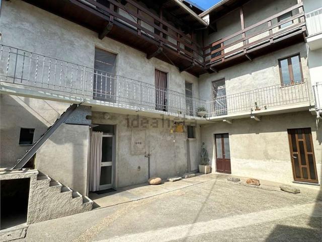 Appartamento in vendita a Castello, Pombia