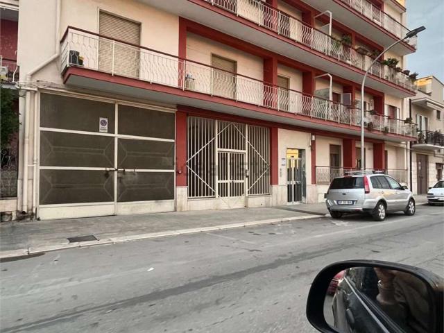 Appartamento in vendita a Canosa di Puglia, Barletta-Andria-Trani