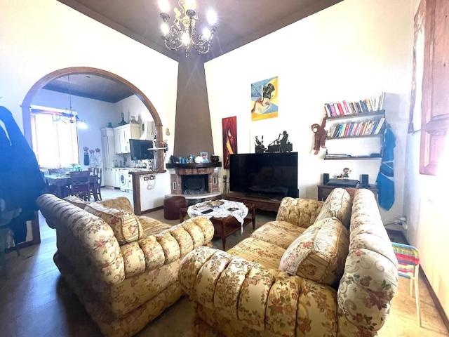 Appartamento in vendita a Vinci, Firenze