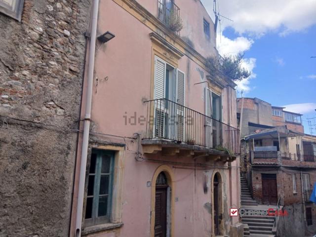 Appartamento in vendita a Soccorso, Gualtieri Sicaminò