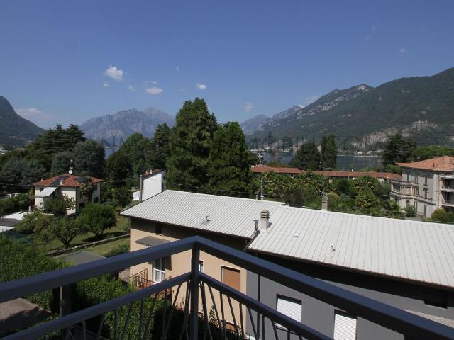 Appartamento in vendita a Garlate, Lombardia