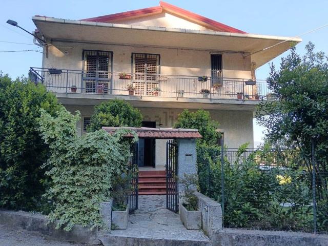 Appartamento in vendita a San Bartolo, Calabria