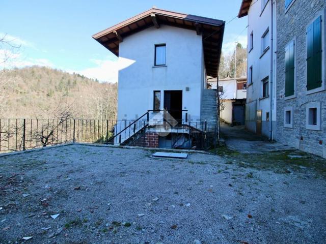 Appartamento in vendita a Grimacco, Friuli-Venezia Giulia