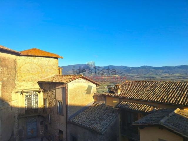 Appartamento in vendita a Castiglione In Teverina, Lazio
