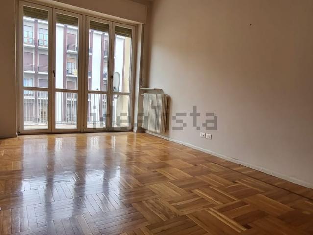 Appartamento in vendita a Cuneo Centro, Cuneo