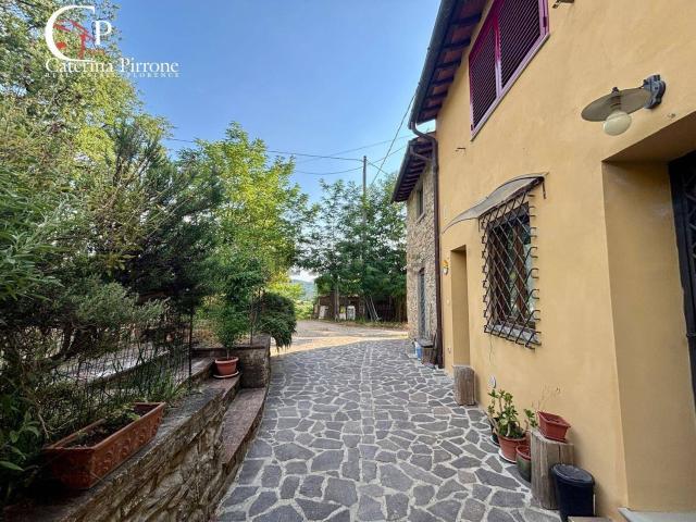 Appartamento in vendita a Dicomano, Toscana