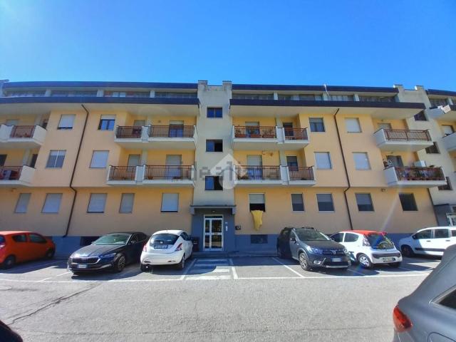 Appartamento in vendita a Brecciarolo, Marche