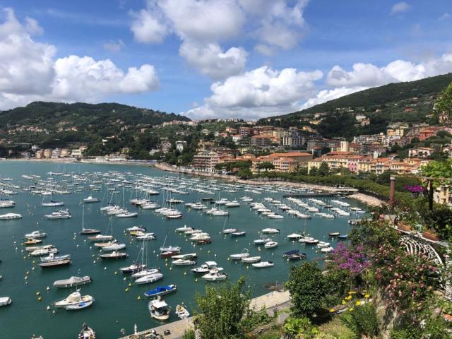 Appartamento in vendita a Bagnola, Lerici