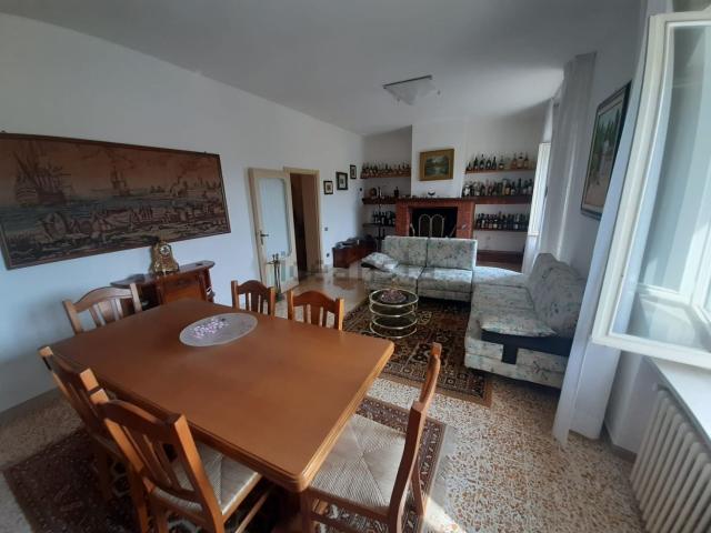 Appartamento in vendita a Gubbio, Umbria