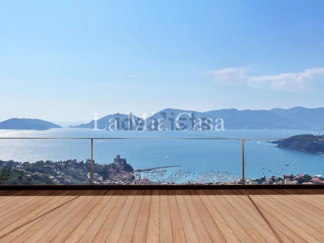 Attico in vendita a La Serra, Lerici