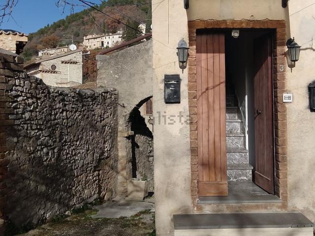 Appartamento in vendita a Spoleto, Umbria