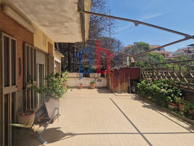 Appartamento in vendita a Centro Regina, Ardea