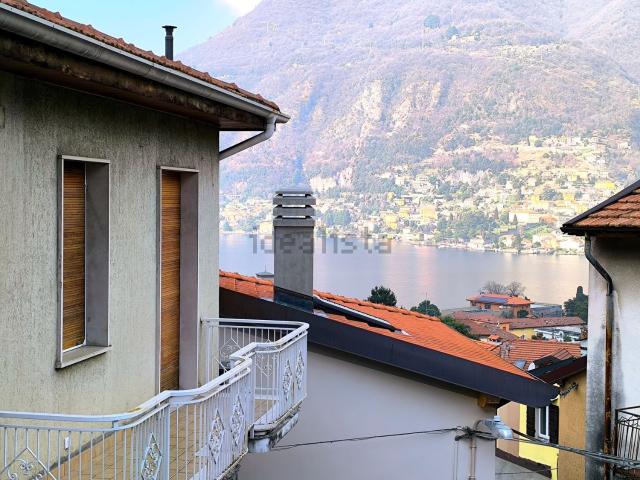 Appartamento in vendita a Torno, Lombardia