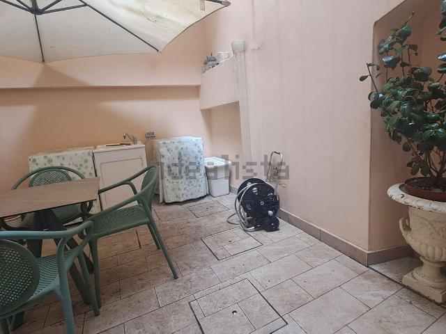 Appartamento in vendita a Prato, Toscana