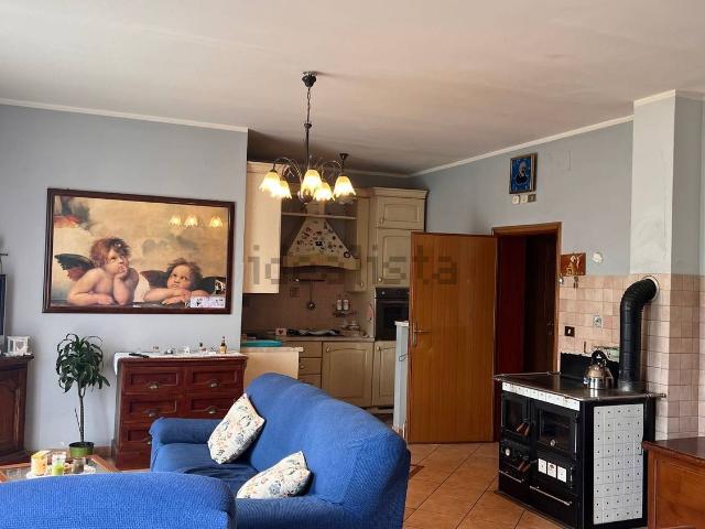 Appartamento in vendita a Valfabbrica, Umbria