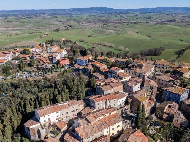 Appartamento in vendita a Lajatico, Toscana