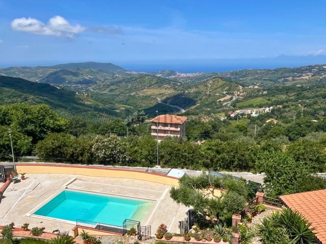 Appartamento in vendita a Prignano Cilento