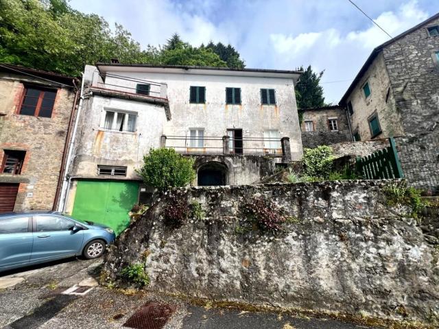Appartamento in vendita a Unione dei comuni Media Valle del Serchio, Pescaglia