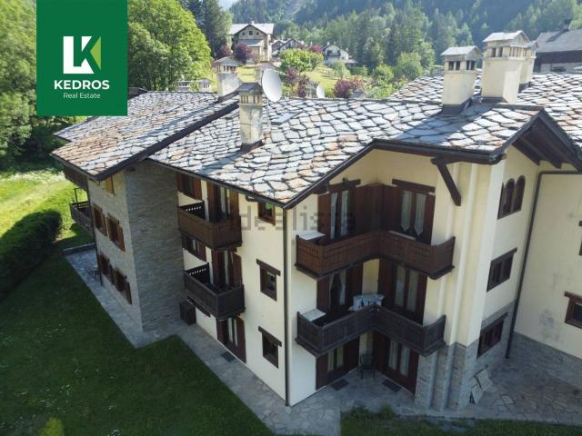 Appartamento in vendita a Entrelevie, Courmayeur