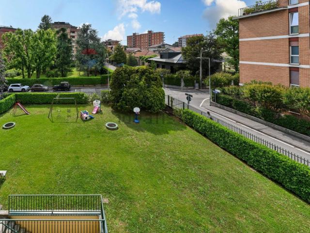 Appartamento in vendita a Vedano Al Lambro, Lombardia