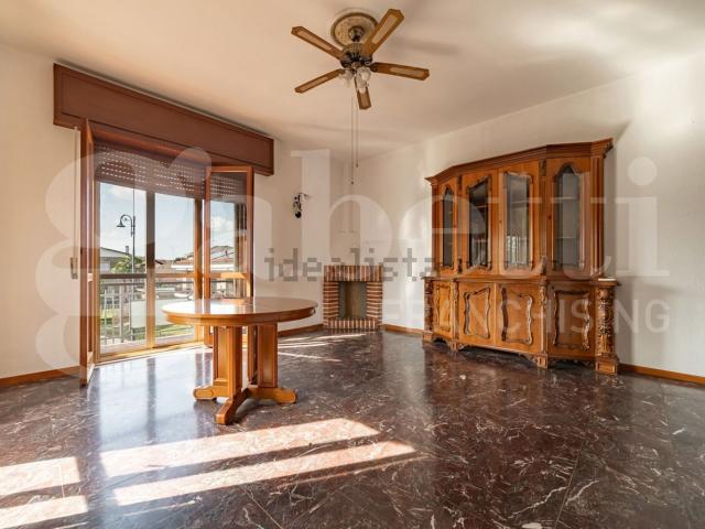 Appartamento in vendita a Pieve Emanuele, Lombardia