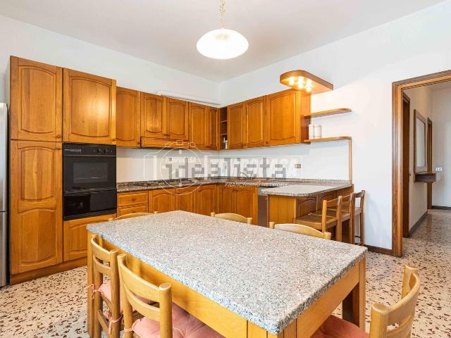 Appartamento in vendita a Pesiago, Oggiono