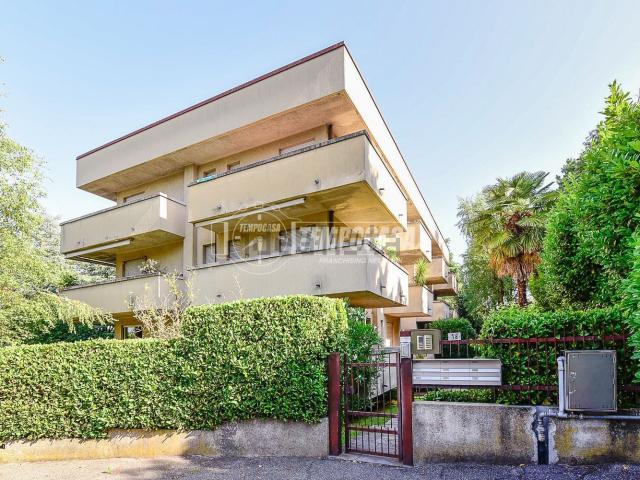 Appartamento in vendita a Villaggio Trieste, Cantù