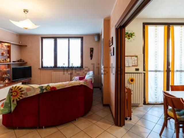 Appartamento in vendita a Unione dei Comuni I Fontanili, Gaggiano