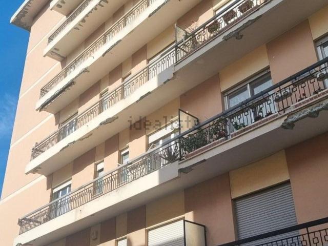 Appartamento in vendita a Barcellona, Barcellona Pozzo Di Gotto