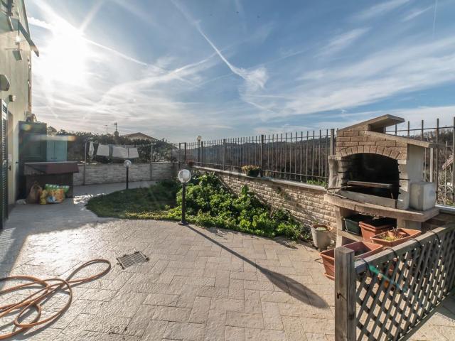 Appartamento in vendita a Cogoleto, Liguria