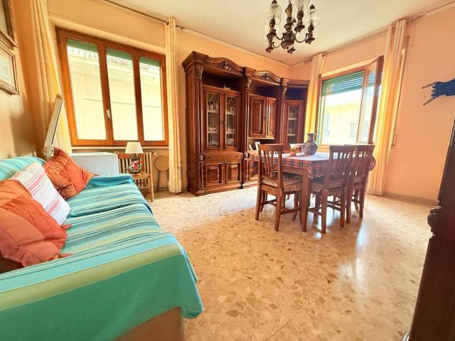 Appartamento in vendita a Paese Alto, Marche