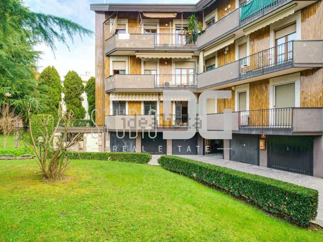 Appartamento in vendita a Cesano Maderno, Lombardia