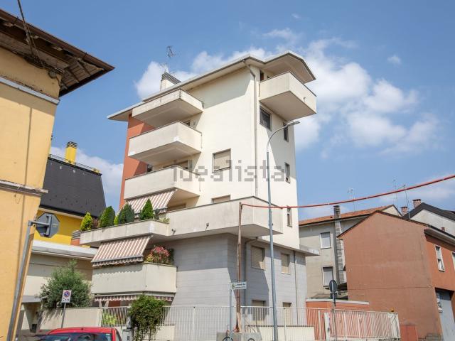 Attico in vendita a Bovisio, Bovisio Masciago