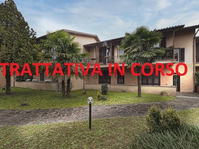 Appartamento in vendita a California, Lesmo