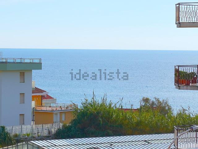 Appartamento in vendita a Santo Stefano al Mare, Provincia di Imperia