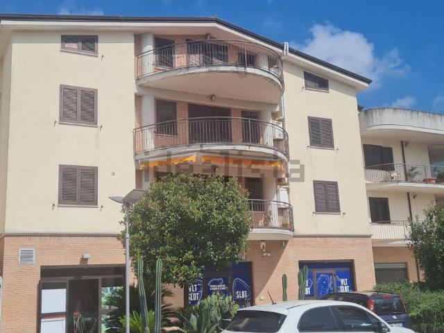 Appartamento in vendita a San Salvatore Telesino, Campania