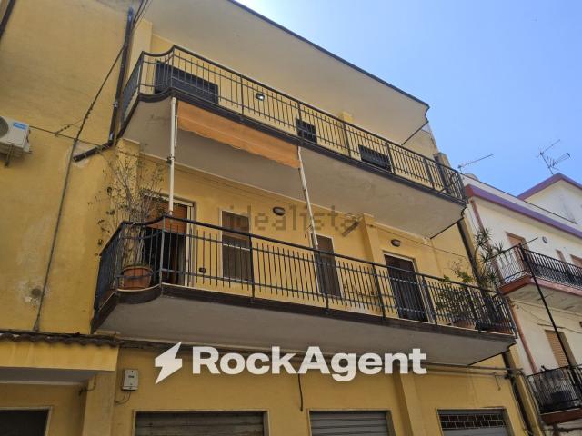 Appartamento in vendita a Calabria, Reggio Calabria