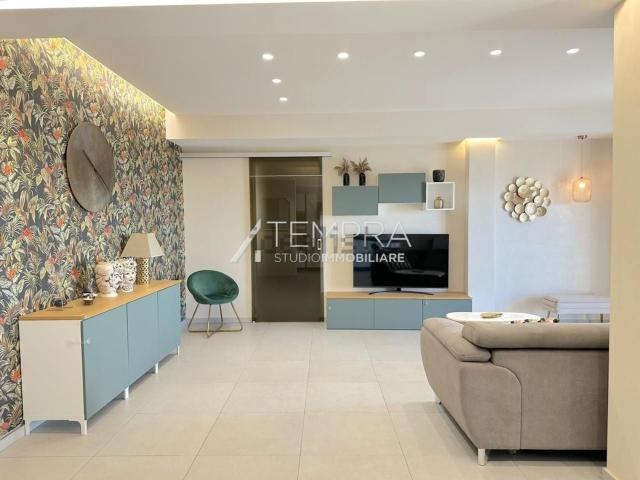 Appartamento in vendita a Adrano, Catania