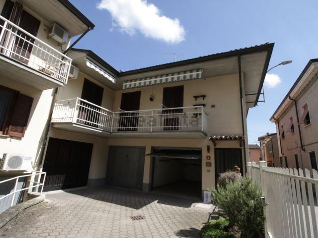 Appartamento in vendita a Borgonovo Val Tidone, Reggio Emilia