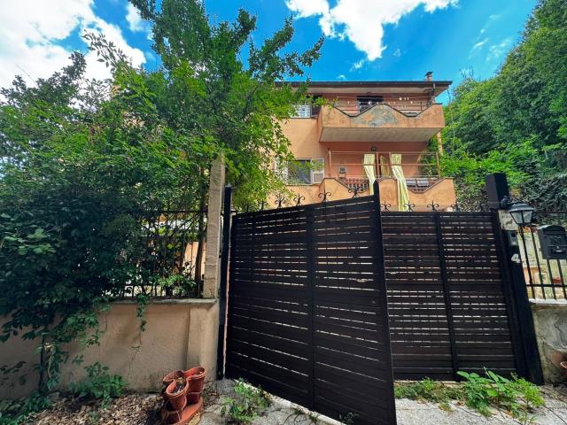 Appartamento in vendita a Roma Capitale, Lazio