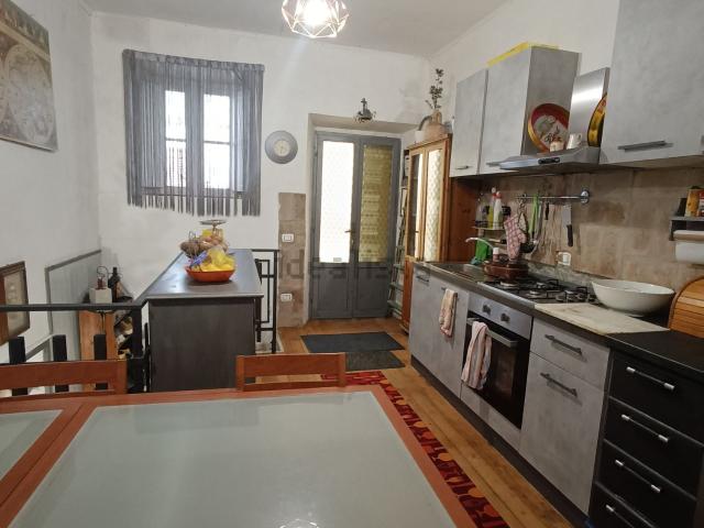 Appartamento in vendita a Ronciglione, Lazio