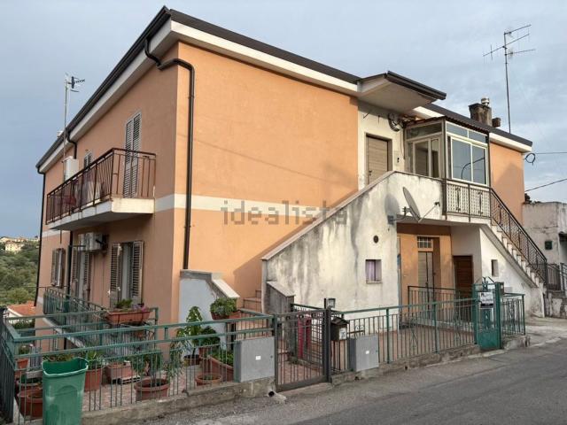 Appartamento in vendita a Simeri Crichi, Catanzaro