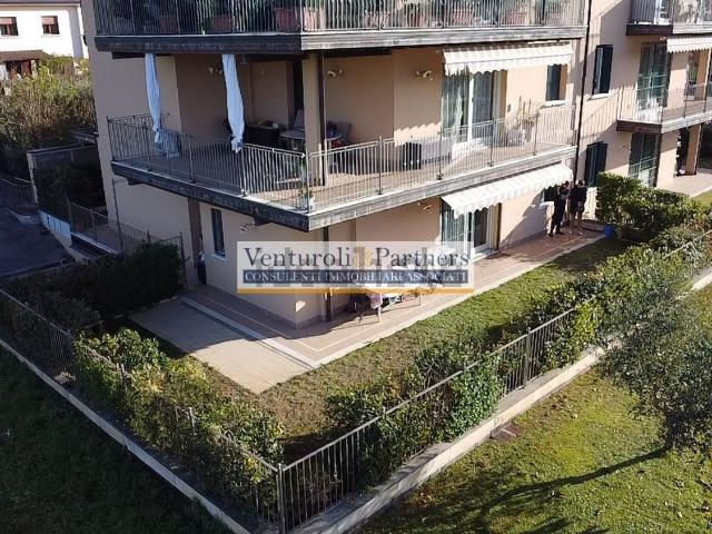 Appartamento in vendita a San Pietro, Desenzano Del Garda
