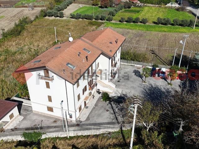 Appartamento in vendita a Montesarchio, Campania