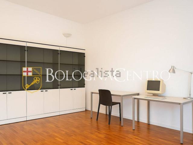 Appartamento in vendita a Porto-Saragozza, Bologna