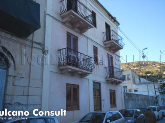Appartamento in vendita a Pomiciazzo, Panarea