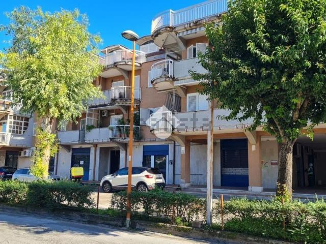Appartamento in vendita a Casapulla, Campania