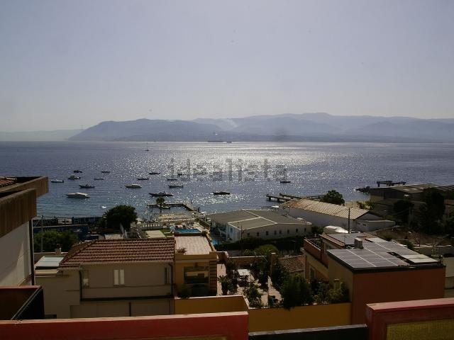 Appartamento in vendita a V Circoscrizione, Messina