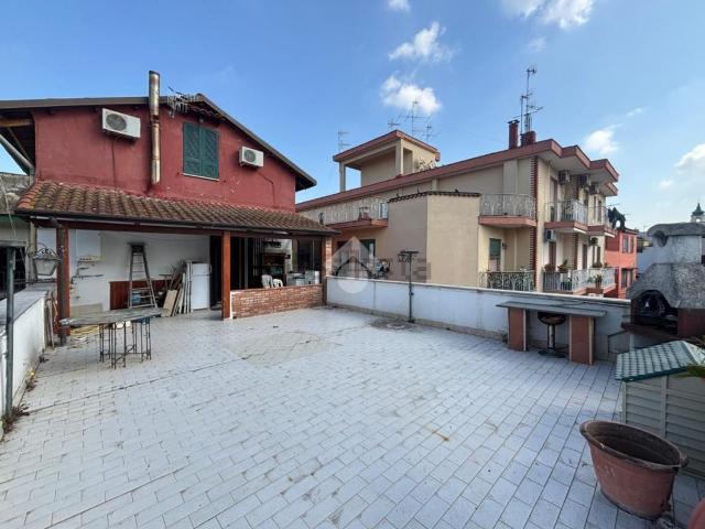 Appartamento in vendita a Calvizzano, Napoli